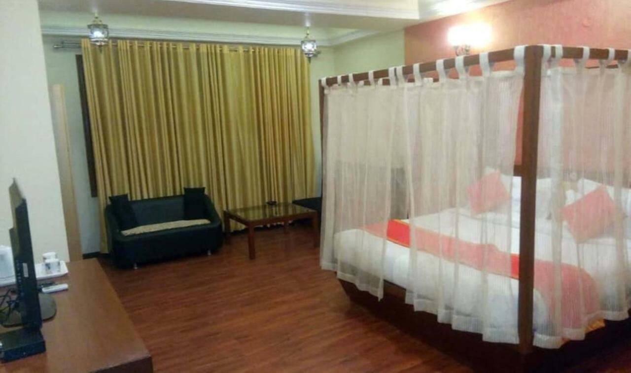 Hotel Golden Sands Jaipur Exteriör bild