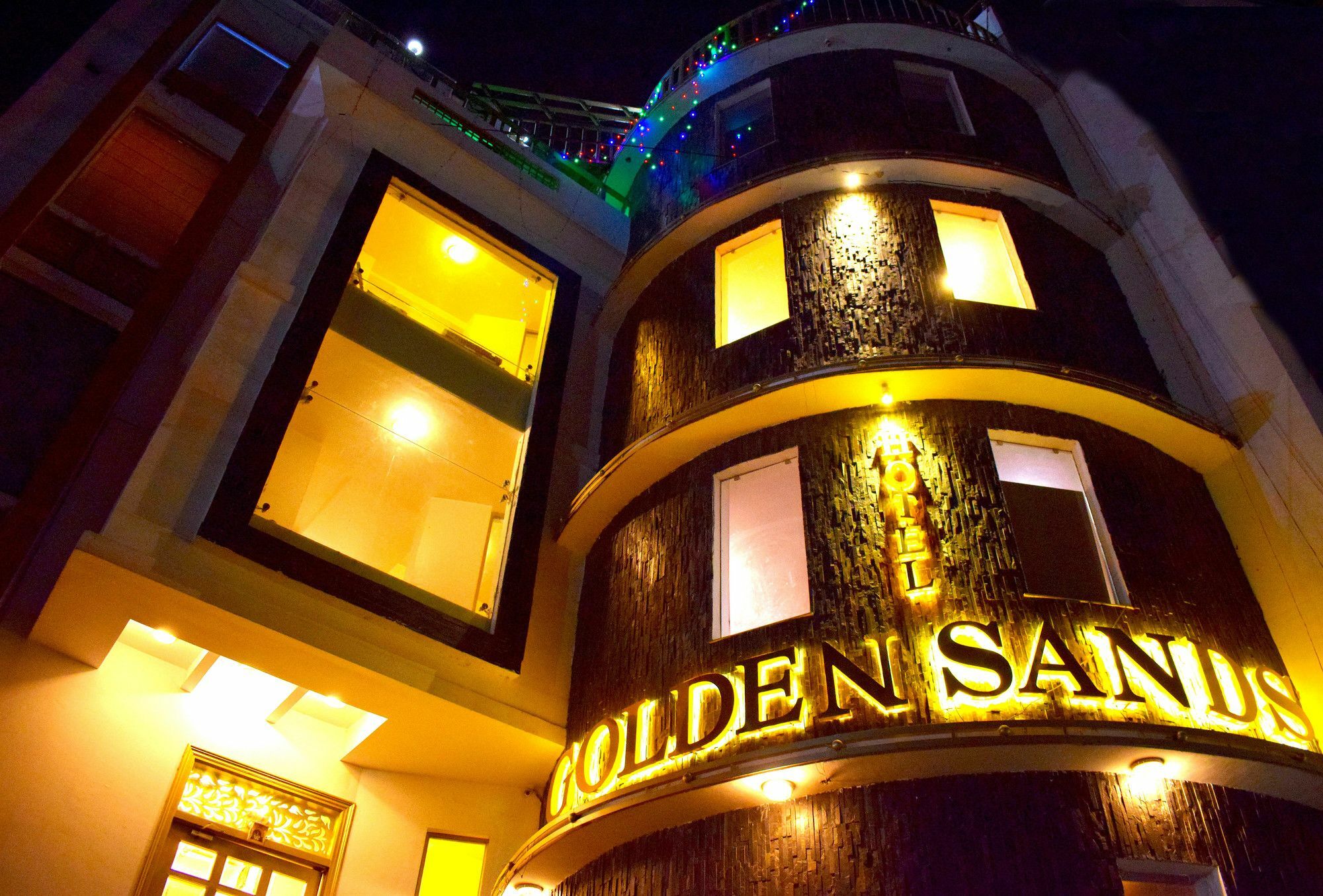 Hotel Golden Sands Jaipur Exteriör bild